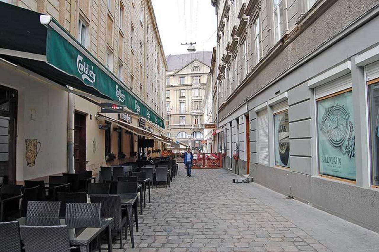 Квартира Подобово Біля Площі Ринок Вулиця Староєврейська 17 Lviv Eksteriør billede