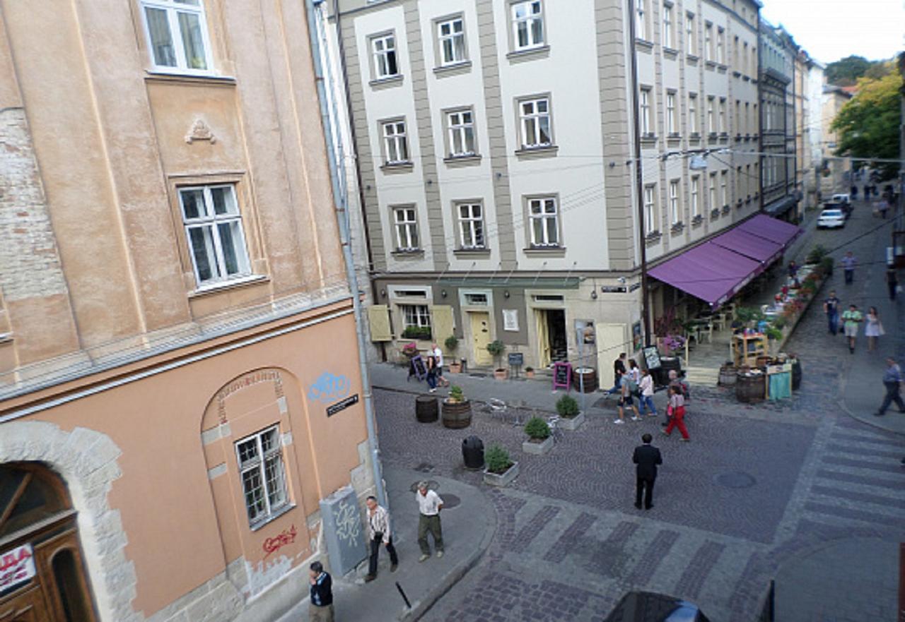 Квартира Подобово Біля Площі Ринок Вулиця Староєврейська 17 Lviv Eksteriør billede